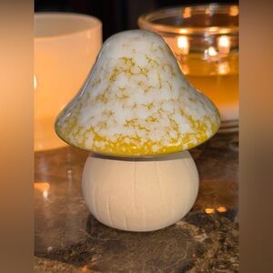 🍄 Yellow Speckled Ceramic Mushroom Cottagecore Decor